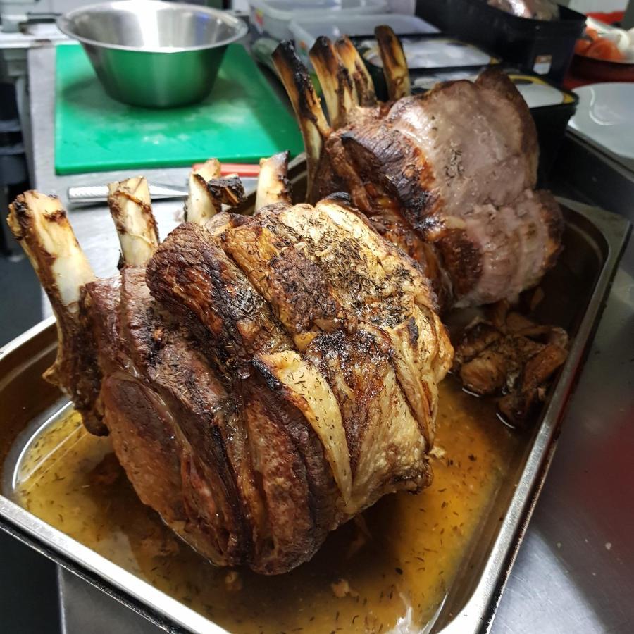 The Blue Bell Inn Weaverthorpe Esterno foto