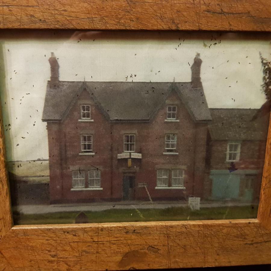 The Blue Bell Inn Weaverthorpe Esterno foto
